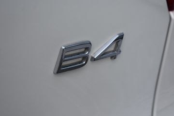 Voertuigafbeelding 9