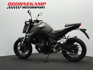 Voertuigafbeelding 8