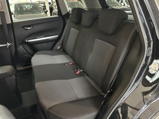 Voertuigafbeelding 12