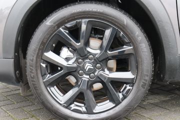 Voertuigafbeelding 13