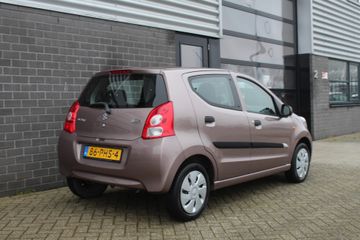 Voertuigafbeelding 4