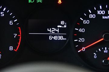 Voertuigafbeelding 9