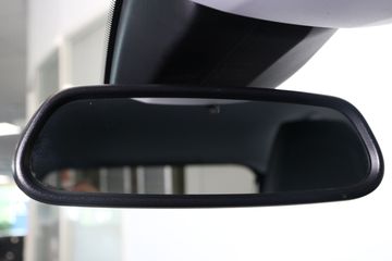 Voertuigafbeelding 35