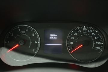 Voertuigafbeelding 12