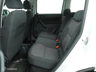 Voertuigafbeelding 8