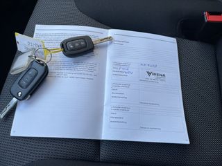 Voertuigafbeelding 8