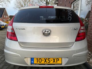 Voertuigafbeelding 5