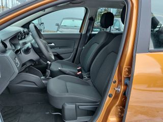 Voertuigafbeelding 6