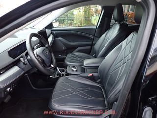 Voertuigafbeelding 7