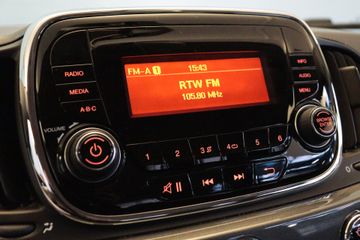 Voertuigafbeelding 8