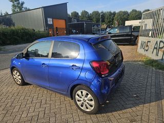 Voertuigafbeelding 3