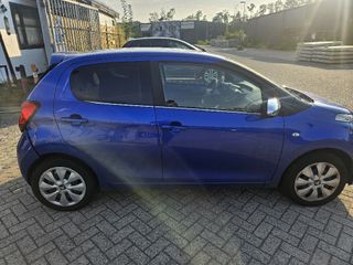 Voertuigafbeelding 6