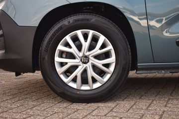 Voertuigafbeelding 24