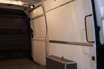 Voertuigafbeelding 28