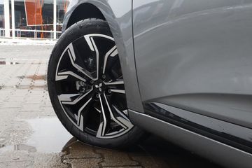 Voertuigafbeelding 35