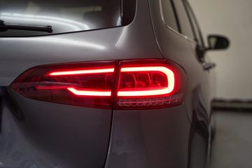 Voertuigafbeelding 37