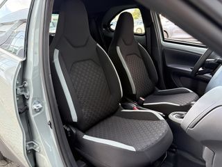 Voertuigafbeelding 25