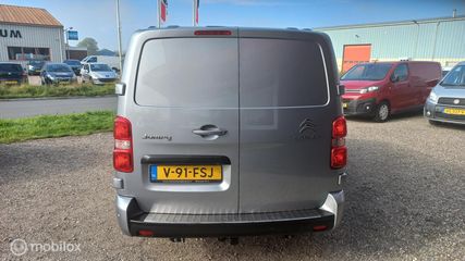 Voertuigafbeelding 6