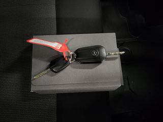 Voertuigafbeelding 18