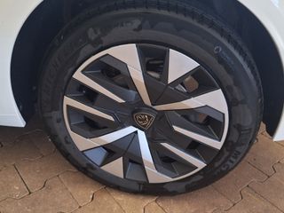 Voertuigafbeelding 17