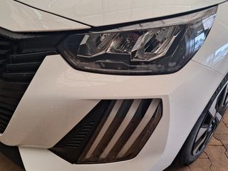 Voertuigafbeelding 8