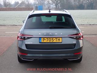 Voertuigafbeelding 24