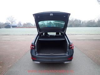 Voertuigafbeelding 25