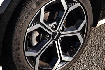 Voertuigafbeelding 4