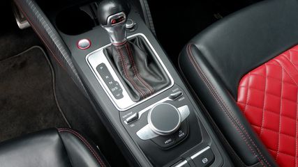 Voertuigafbeelding 10