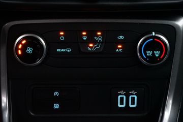 Voertuigafbeelding 8