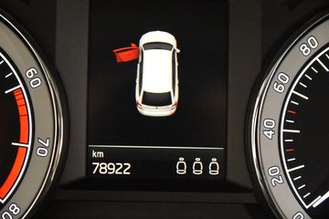 Voertuigafbeelding 13