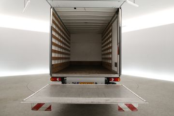 Voertuigafbeelding 2