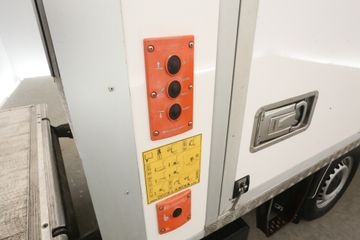 Voertuigafbeelding 6