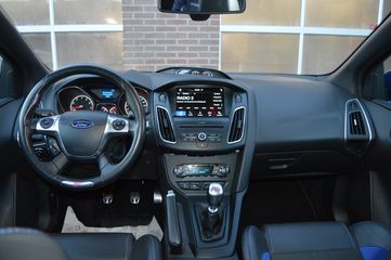 Voertuigafbeelding 12