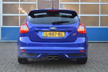 Voertuigafbeelding 6