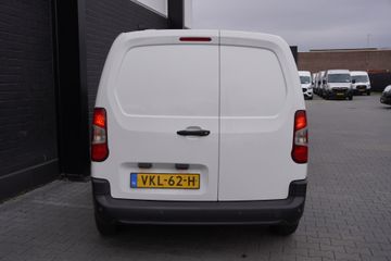 Voertuigafbeelding 6