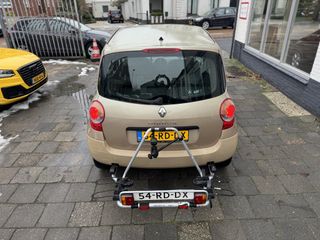 Voertuigafbeelding 8