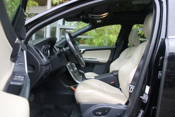 Voertuigafbeelding 4