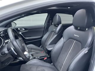 Voertuigafbeelding 14