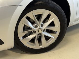 Voertuigafbeelding 33