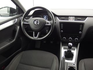 Voertuigafbeelding 17