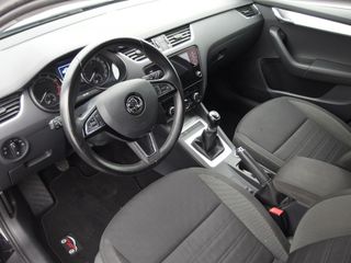 Voertuigafbeelding 6