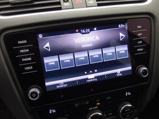 Voertuigafbeelding 7