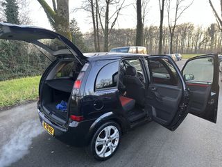 Voertuigafbeelding 33