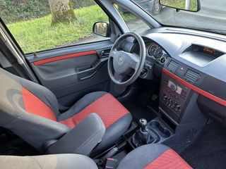 Voertuigafbeelding 47