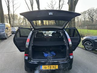 Voertuigafbeelding 7