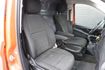 Voertuigafbeelding 4