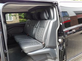 Voertuigafbeelding 8