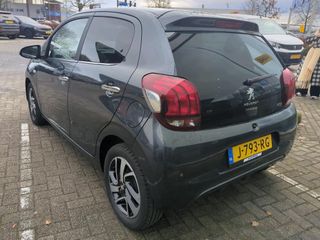 Voertuigafbeelding 3