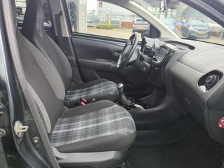 Voertuigafbeelding 5